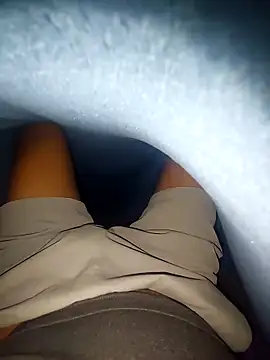 Merlin2310 online show from 12/21/25, 07:48