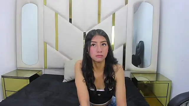 Mia clark18 online show from 12/16/25, 03:50