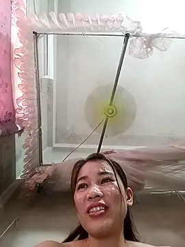 ladzy sexy online show from 04/15/26, 05:25