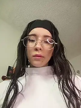 Brugmansia  online show from 03/22/26, 10:02