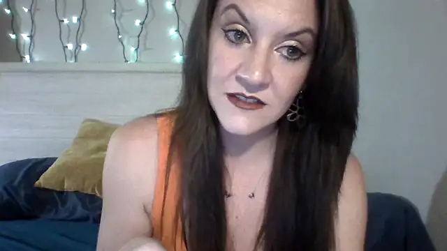 easy briezy online show from 12/01/25, 03:22