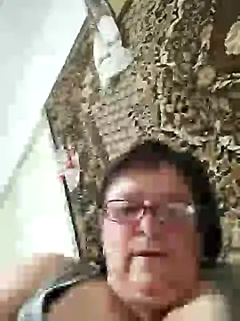 MilaCold5443 online show from 05/25/26, 05:41