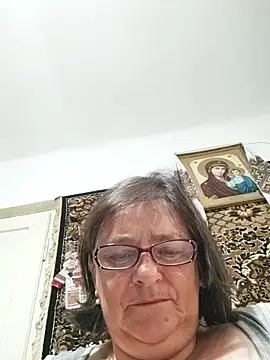 Snapshot of MilaCold5443 chatting on 06/20/26, 04:26 MilaCold5443 online show from 06/20/26, 04:26