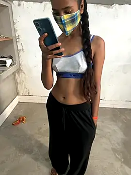 Snapshot of Rani_hot2 chatting on 10/11/25, 07:29 Rani hot2 online show from 10/11/25, 07:29