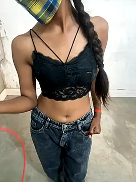 Snapshot of Rani_hot2 chatting on 10/25/25, 07:05 Rani hot2 online show from 10/25/25, 07:05