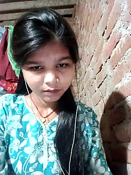 Snapshot of Gb_sunena chatting on 10/16/25, 07:48 Gb sunena online show from 10/16/25, 07:48