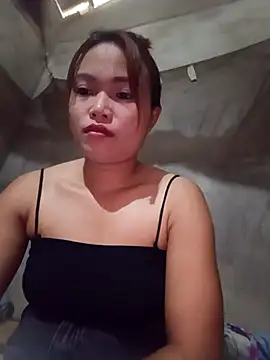 Snapshot of Rabbit-small chatting on 10/30/25, 01:51 Rabbit-small online show from 10/30/25, 01:51