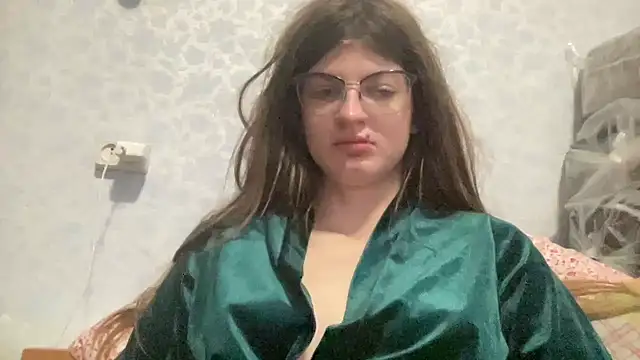 Snapshot of NikaXZimax chatting on 10/28/25, 06:06 NikaXZimax online show from 10/28/25, 06:06