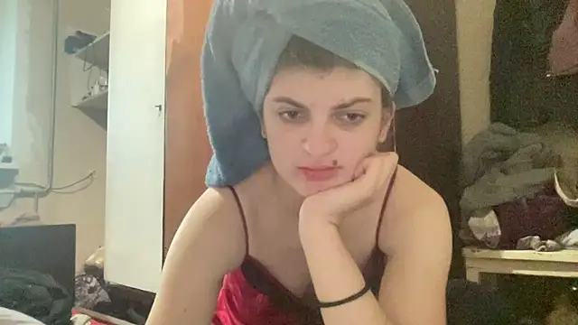 Snapshot of NikaXZimax chatting on 11/09/25, 11:52 NikaXZimax online show from 11/09/25, 11:52