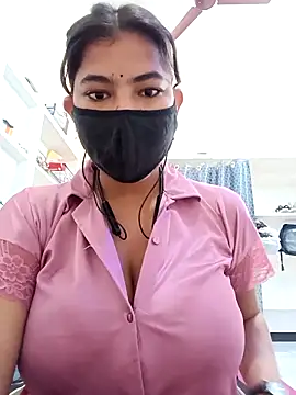 Hot radhaji online show from 03/18/26, 12:25