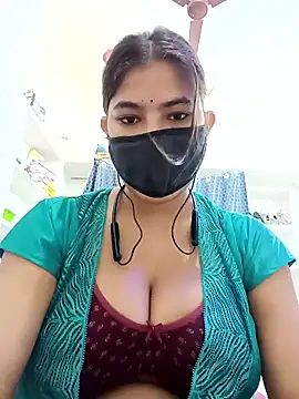 Hot radhaji online show from 04/26/26, 01:58