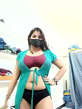 Hot radhaji online show from 04/29/26, 03:05
