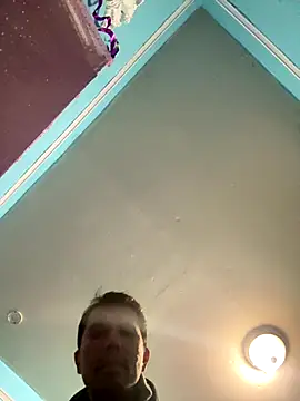 Steven-1989 online show from 11/30/25, 09:24