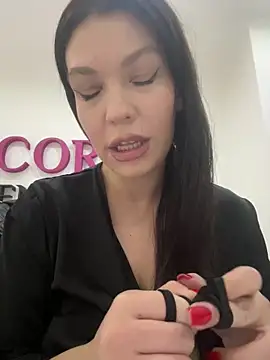 Snapshot of ClaraPasssion chatting on 11/21/25, 03:38 ClaraPasssion online show from 11/21/25, 03:38