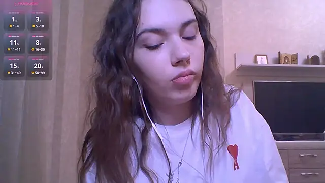 CeyaLier online show from 03/11/26, 05:41