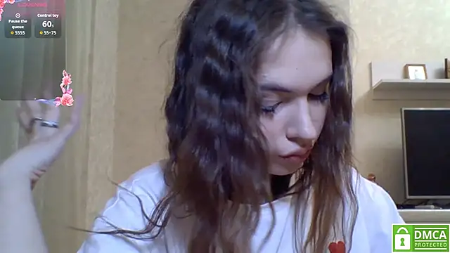 CeyaLier online show from 04/19/26, 08:44