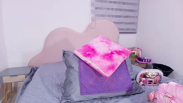 lu mystic online show from 04/18/26, 03:10