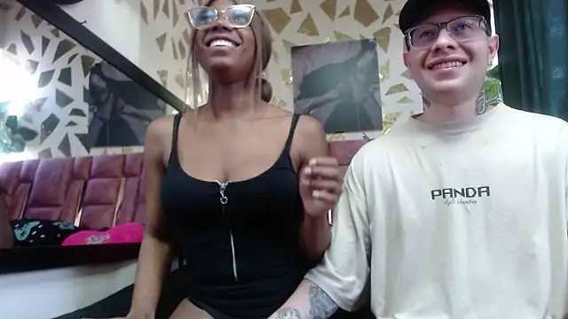 Snapshot of ashanti-and-alejo chatting on 10/21/25, 12:17 ashanti-and-alejo online show from 10/21/25, 12:17