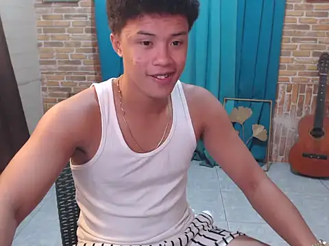 ur naughtyboy patrick online show from 12/04/25, 01:53