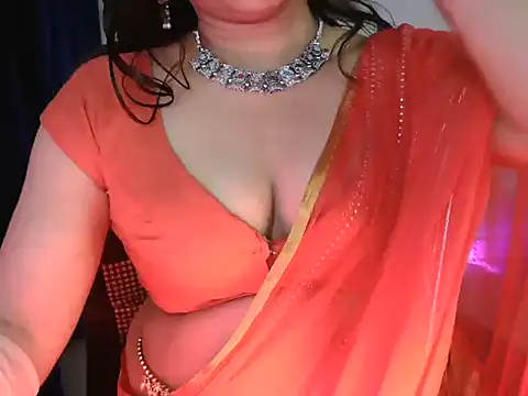 Royal zara online show from 10/14/25, 03:24