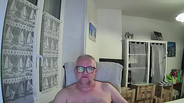 Snapshot of macdut67 chatting on 04/15/26, 11:38 macdut67 online show from 04/15/26, 11:38