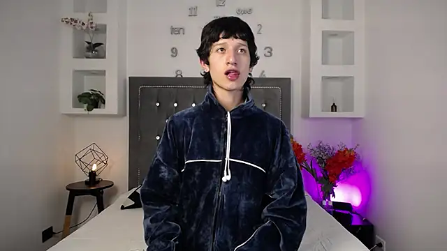 Snapshot of Emo_Boy_ chatting on 12/05/25, 03:48 Emo Boy online show from 12/05/25, 03:48