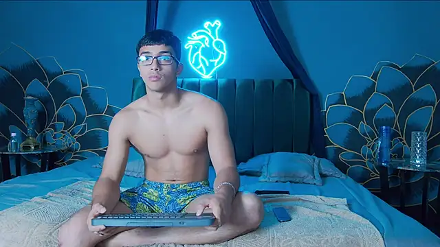 Snapshot of Stefano_Calle chatting on 11/04/25, 12:26 Stefano Calle online show from 11/04/25, 12:26