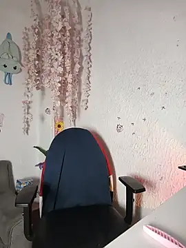Emilycollei online show from 05/24/26, 02:38