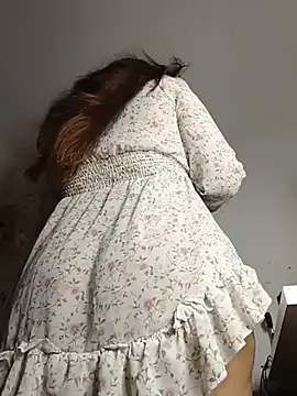 Emilycollei online show from 06/29/26, 11:21