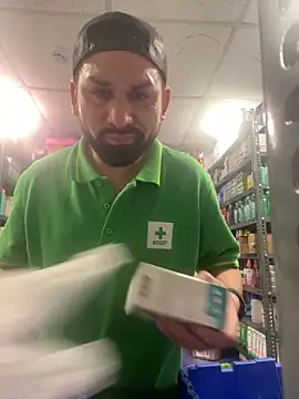 Nasho172737 online show from 04/22/26, 07:37