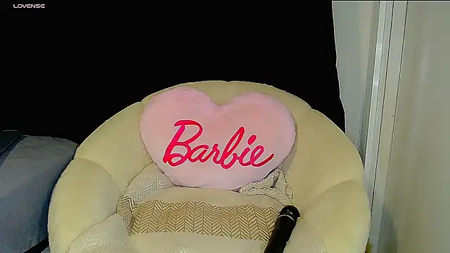 Horny beautyyy online show from 02/26/26, 04:17