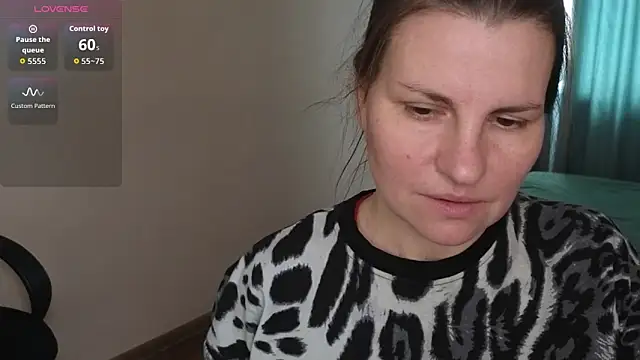 Mirabelle Velvet online show from 11/21/25, 09:08