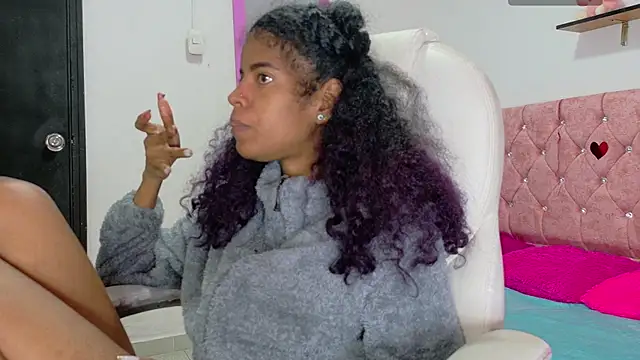 thianahorny online show from 03/26/26, 12:55