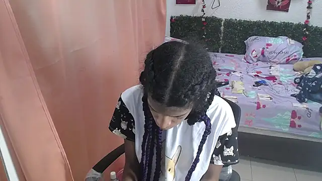 thianahorny online show from 06/15/26, 12:51