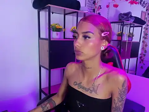 KarlaSlutSkinny   online show from 12/05/25, 03:26