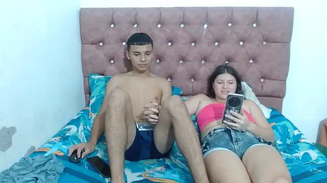 Snapshot of rober_luciana chatting on 10/29/25, 10:00 rober luciana online show from 10/29/25, 10:00