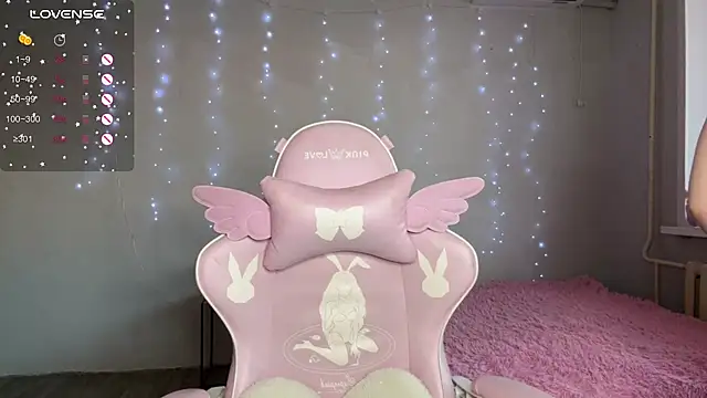 myprettylola online show from 02/27/26, 01:44