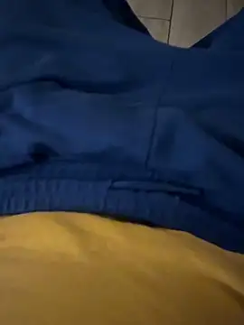 Snapshot of Theanimals chatting on 10/12/25, 10:42 Theanimals online show from 10/12/25, 10:42