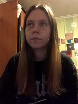 Snapshot of LunaVirelle chatting on 10/19/25, 09:04 LunaVirelle online show from 10/19/25, 09:04