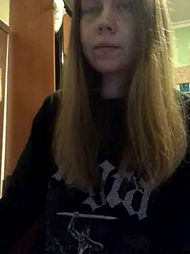 Snapshot of LunaVirelle chatting on 10/27/25, 06:45 LunaVirelle online show from 10/27/25, 06:45