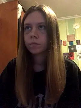 Snapshot of LunaVirelle chatting on 10/28/25, 05:15 LunaVirelle online show from 10/28/25, 05:15