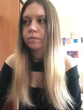 LunaVirelle online show from 02/10/26, 09:57