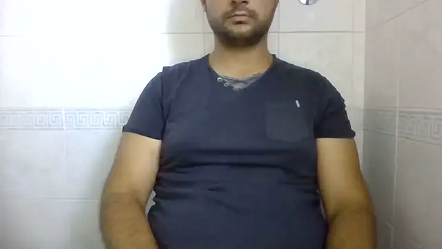 Snapshot of sci69 chatting on 06/17/26, 01:01 sci69 online show from 06/17/26, 01:01