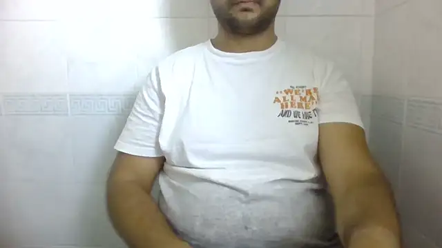 Snapshot of sci69 chatting on 06/19/26, 04:33 sci69 online show from 06/19/26, 04:33