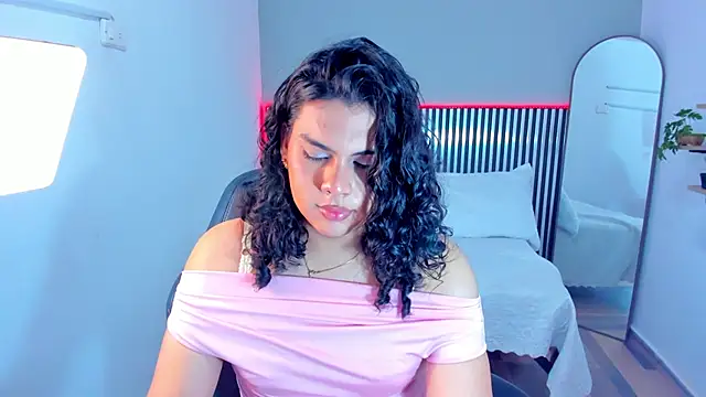 Little Alli online show from 12/20/25, 01:23