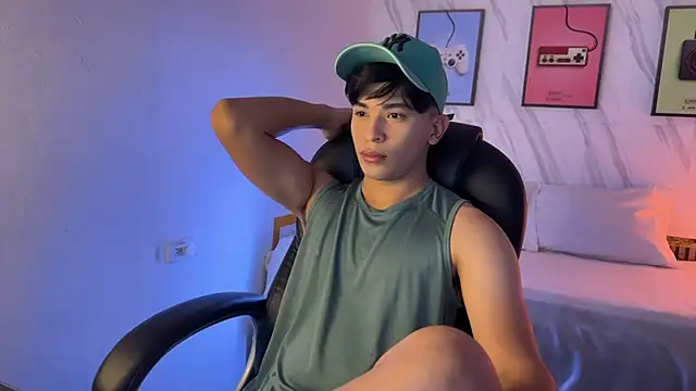 Snapshot of David_Nova chatting on 11/11/25, 11:10 David Nova online show from 11/11/25, 11:10