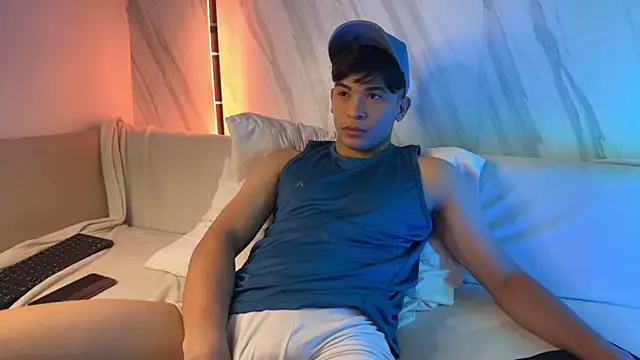 Snapshot of David_Nova chatting on 12/20/25, 12:12 David Nova online show from 12/20/25, 12:12