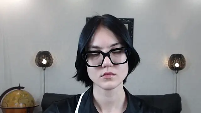 Snapshot of Marie_Fitch chatting on 10/22/25, 03:56 Marie Fitch online show from 10/22/25, 03:56