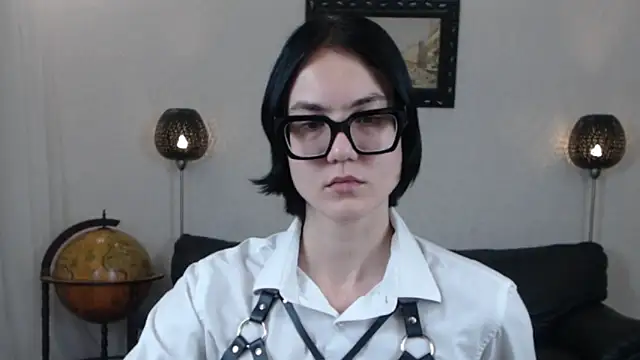 Snapshot of Marie_Fitch chatting on 10/23/25, 10:41 Marie Fitch online show from 10/23/25, 10:41