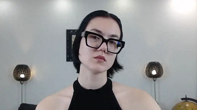 Snapshot of Marie_Fitch chatting on 11/05/25, 01:38 Marie Fitch online show from 11/05/25, 01:38